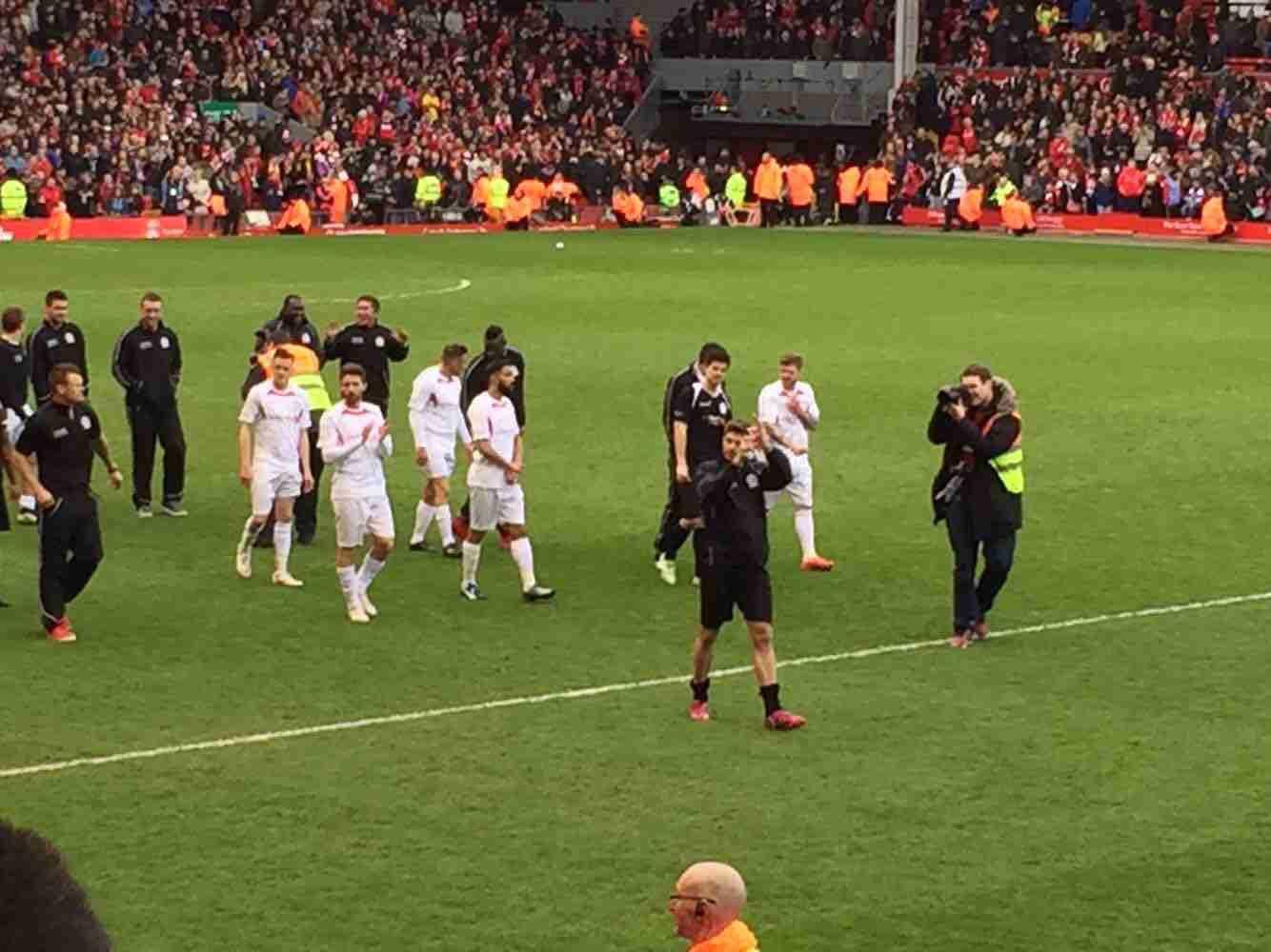 东契奇42+7+8！哈登创纪录压轴