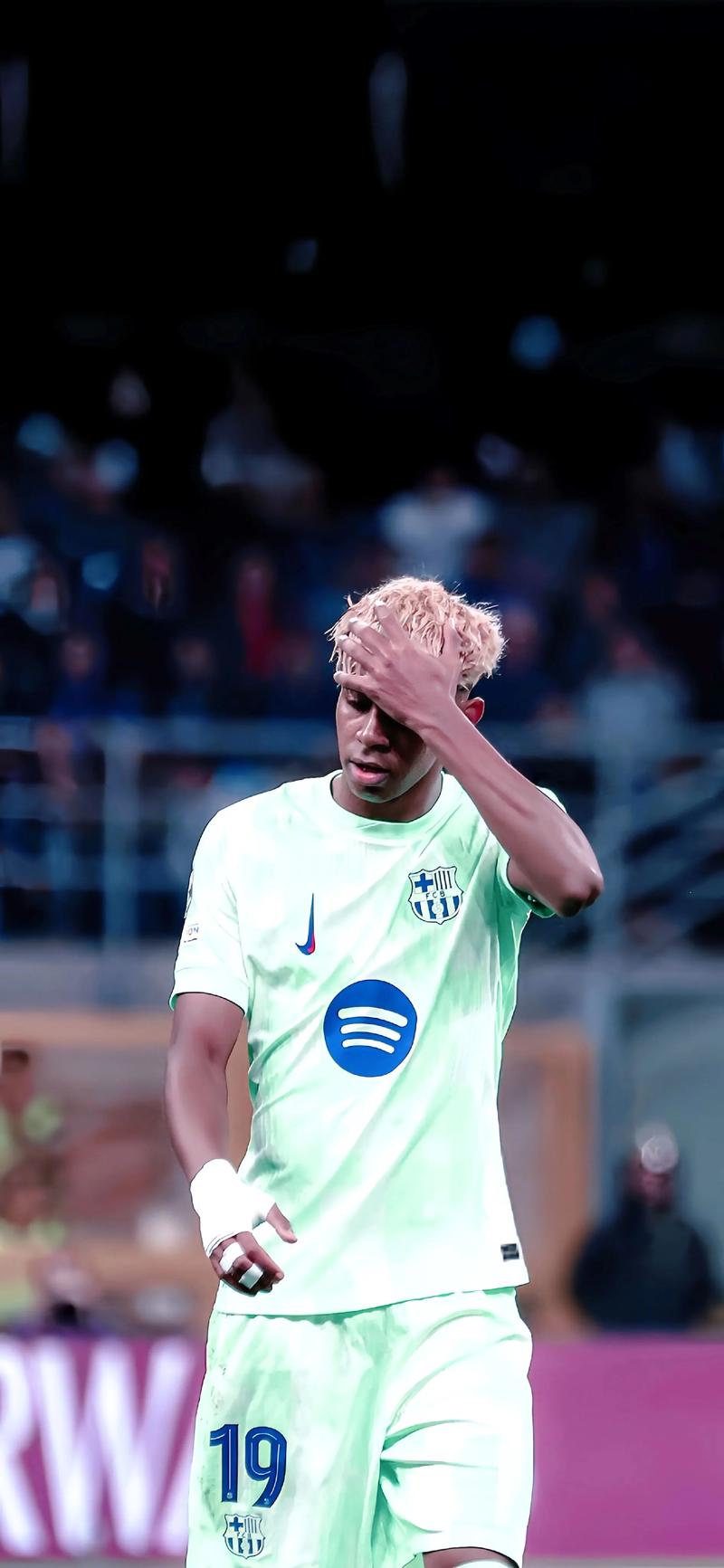 意甲-莱奥补时绝平 米兰1-1