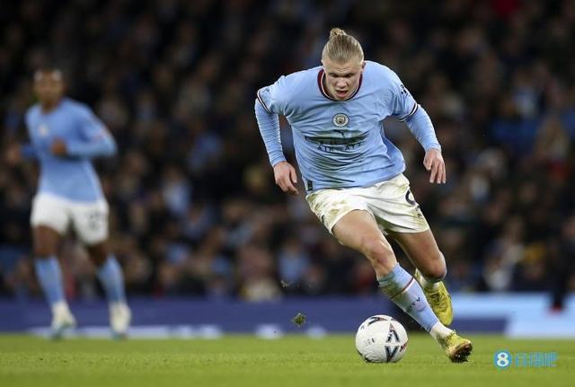 施罗德的风评迎来反转？东契奇挨揍皆因嘴太碎，29万美元买回尊严值不值？人身攻击小黑真动手了